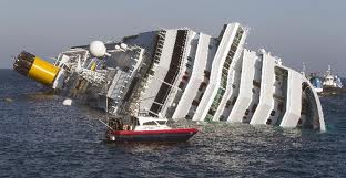 Immagine Cronaca News: Costa Concordia-Vestiti moldava da Schettino; Maltempo: soccorsi anziani isolati