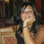 thumb250-700_dettaglio2_Melania-Rea