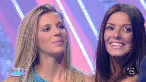 Immagine Striscia la Notizia: le nuove veline sono Giulia e Alessia - Ecco le foto
